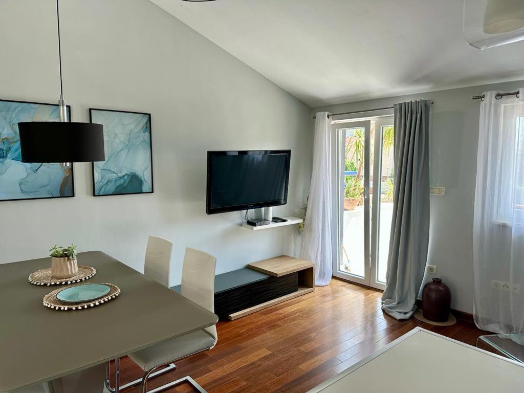 Deluxe Suites Mandic Omiš Exterior foto